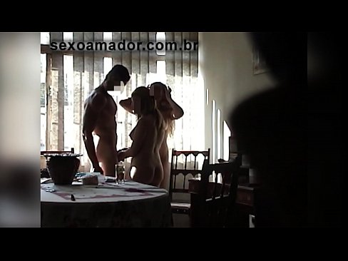 ❤️ Los amigos del sexo invitan a un hombre gigante y a un trío con él ❌ Video de porno de calidad en es.pornosexphoto.ru ❌️