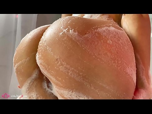 ❤️ Morena se masturba el coño con un vibrador hasta alcanzar un intenso orgasmo en la ducha ❌ Video de porno de calidad en es.pornosexphoto.ru ❌️